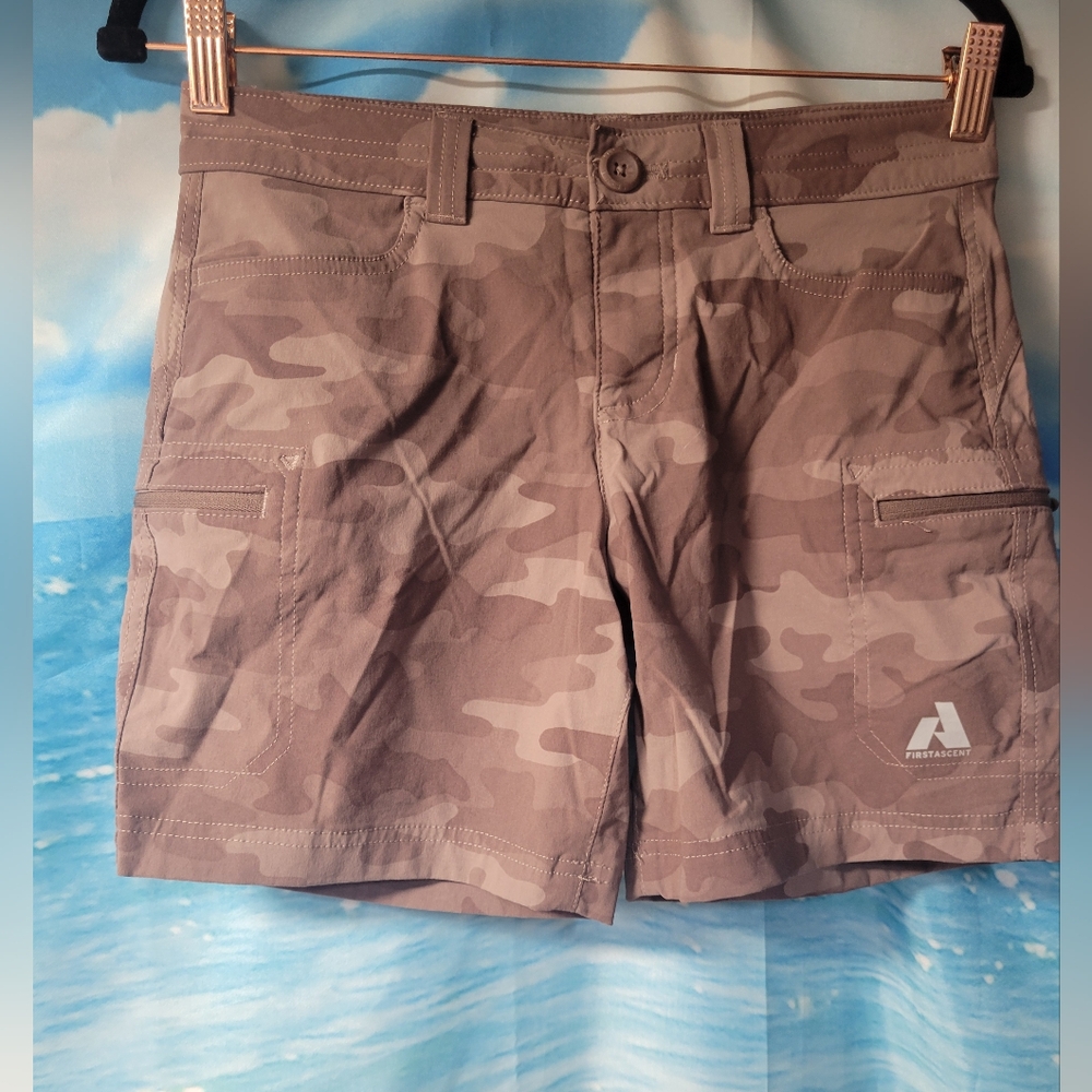 Eddie Bauerβ Nylon Cargo Short Pink Camo Womana Size 2 Petitw